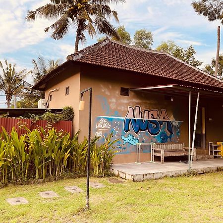 Pedidi Penida Hostel Batununggul Esterno foto