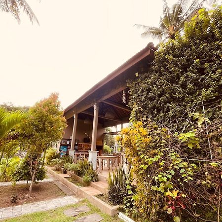 Pedidi Penida Hostel Batununggul Esterno foto