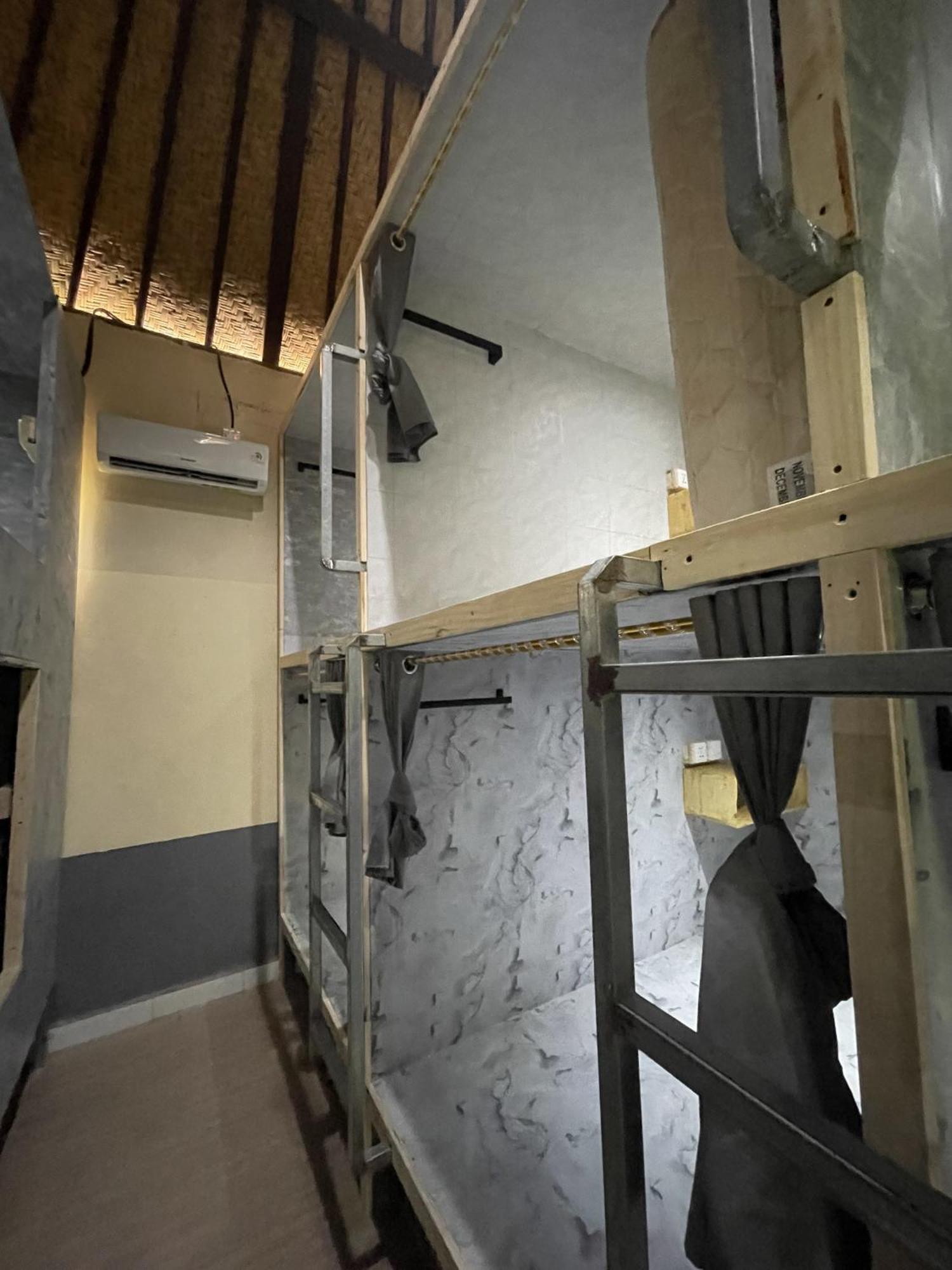 Pedidi Penida Hostel Batununggul Esterno foto
