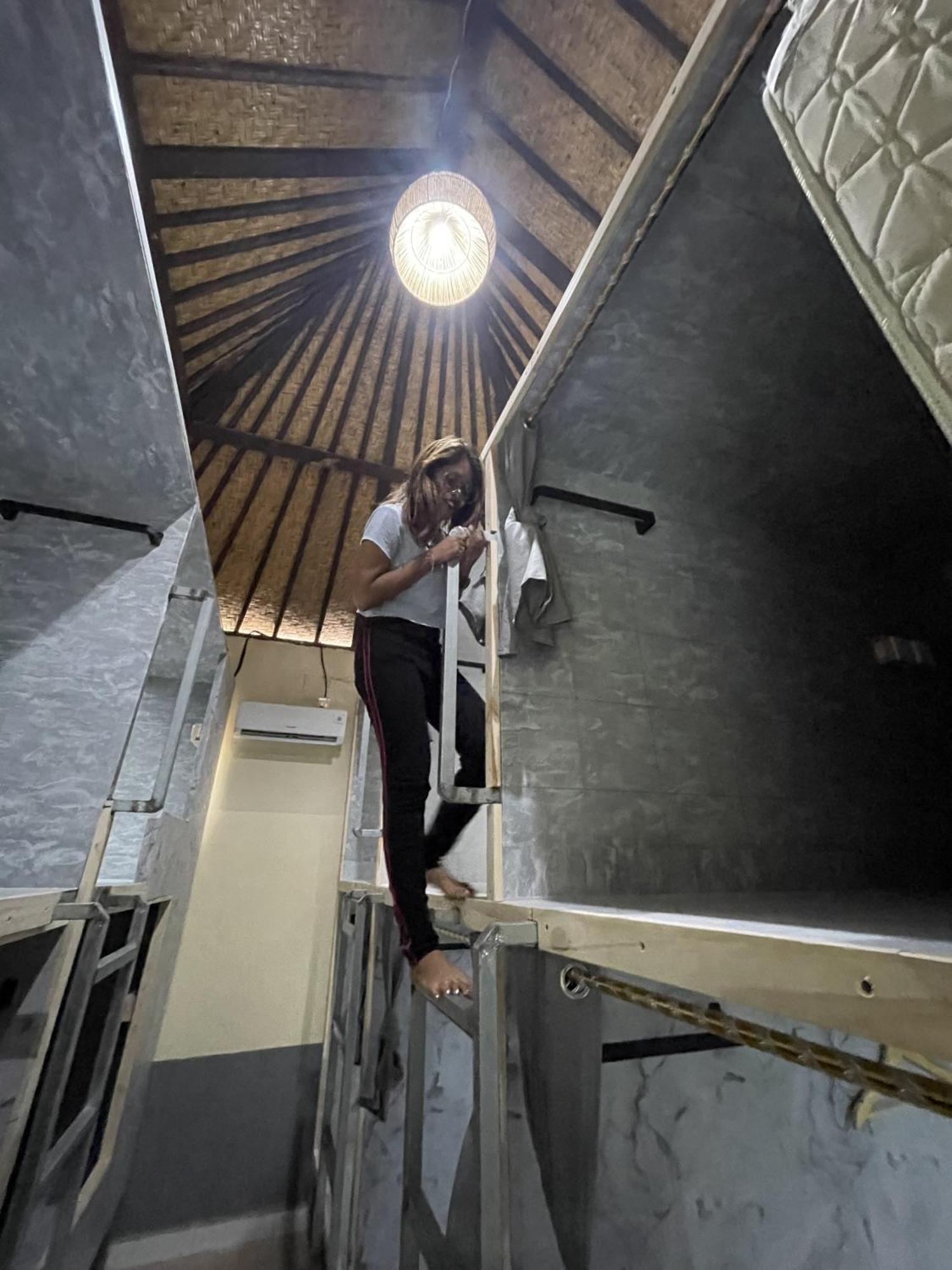 Pedidi Penida Hostel Batununggul Esterno foto