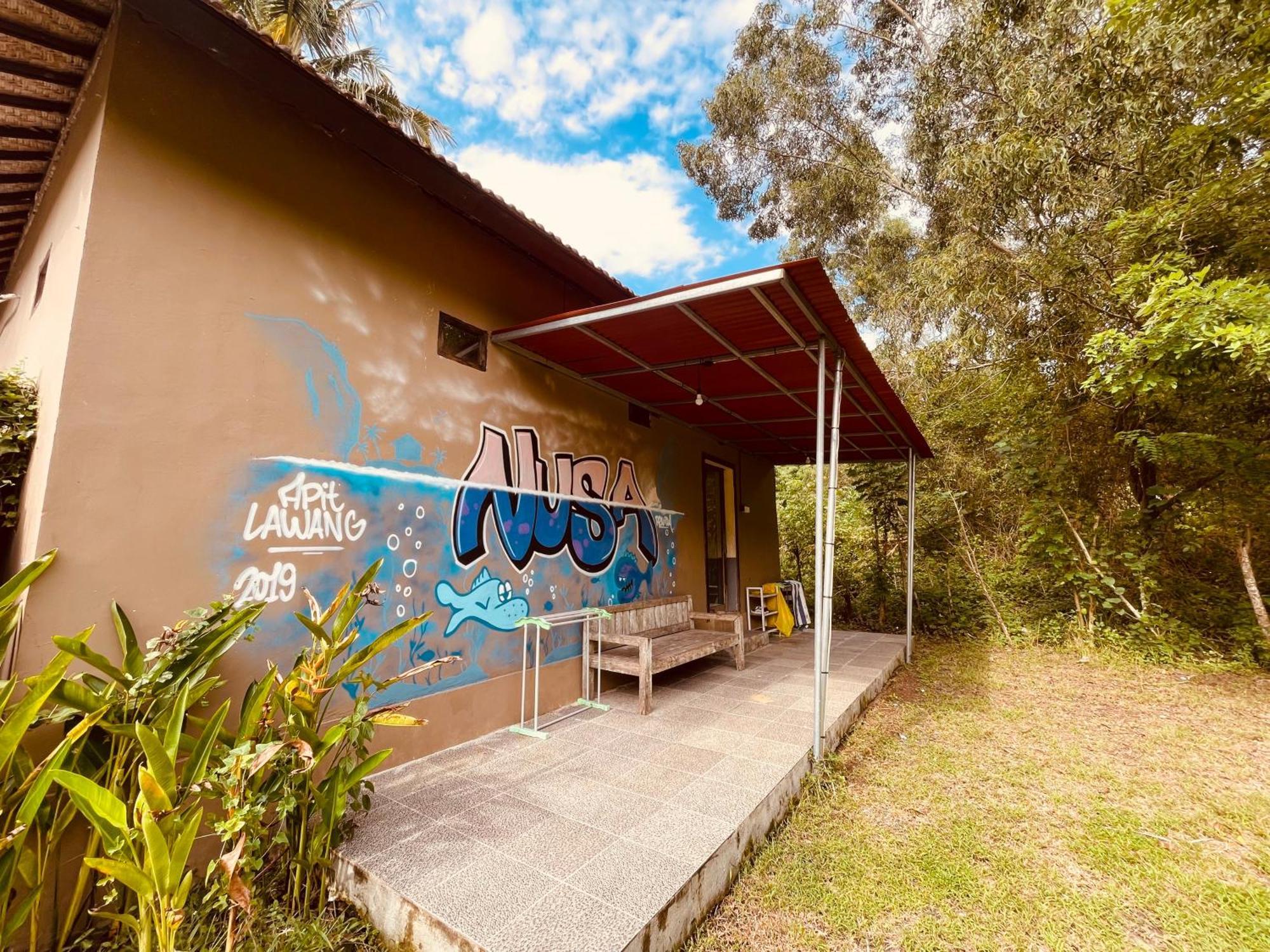 Pedidi Penida Hostel Batununggul Esterno foto