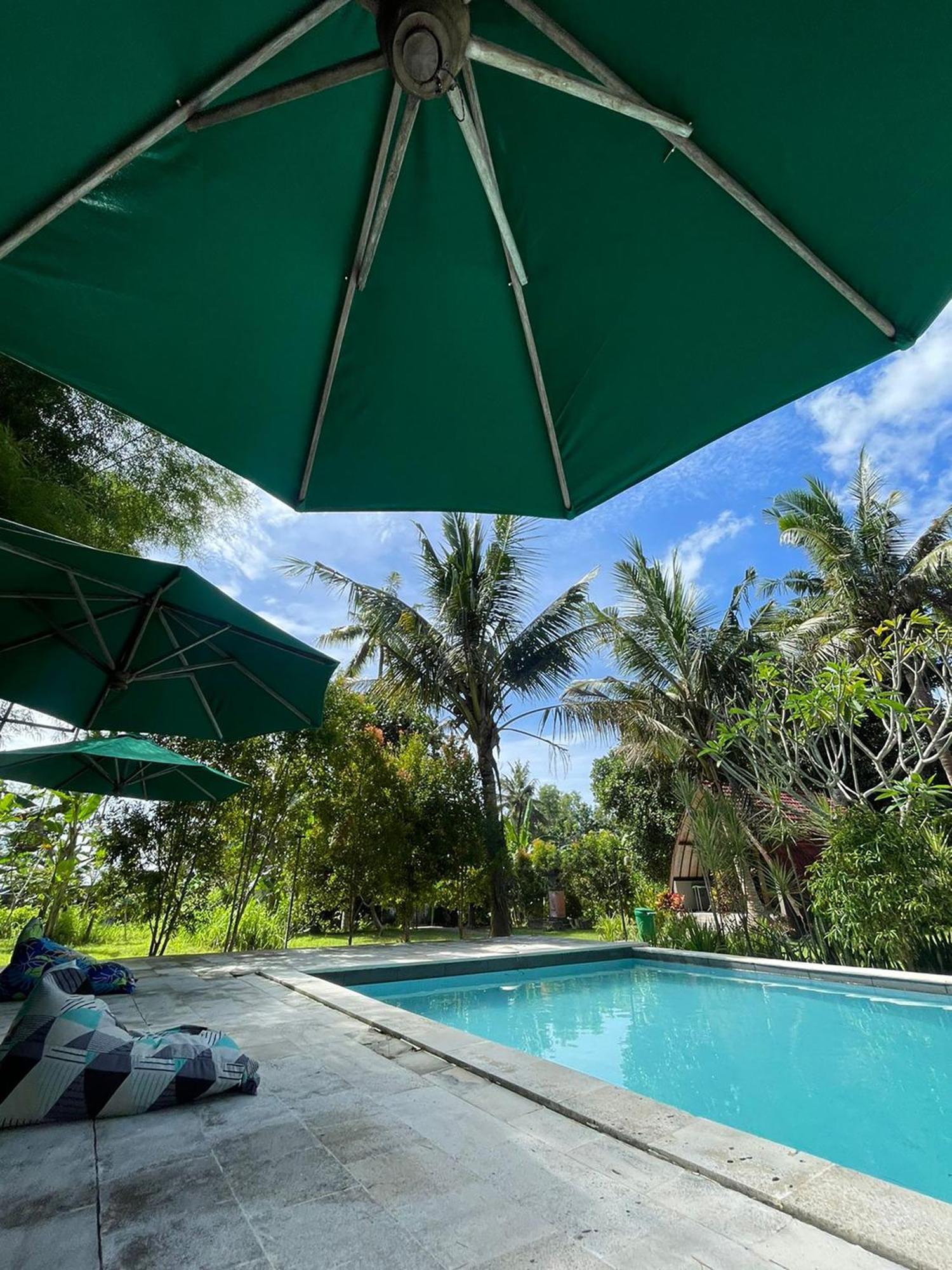 Pedidi Penida Hostel Batununggul Esterno foto